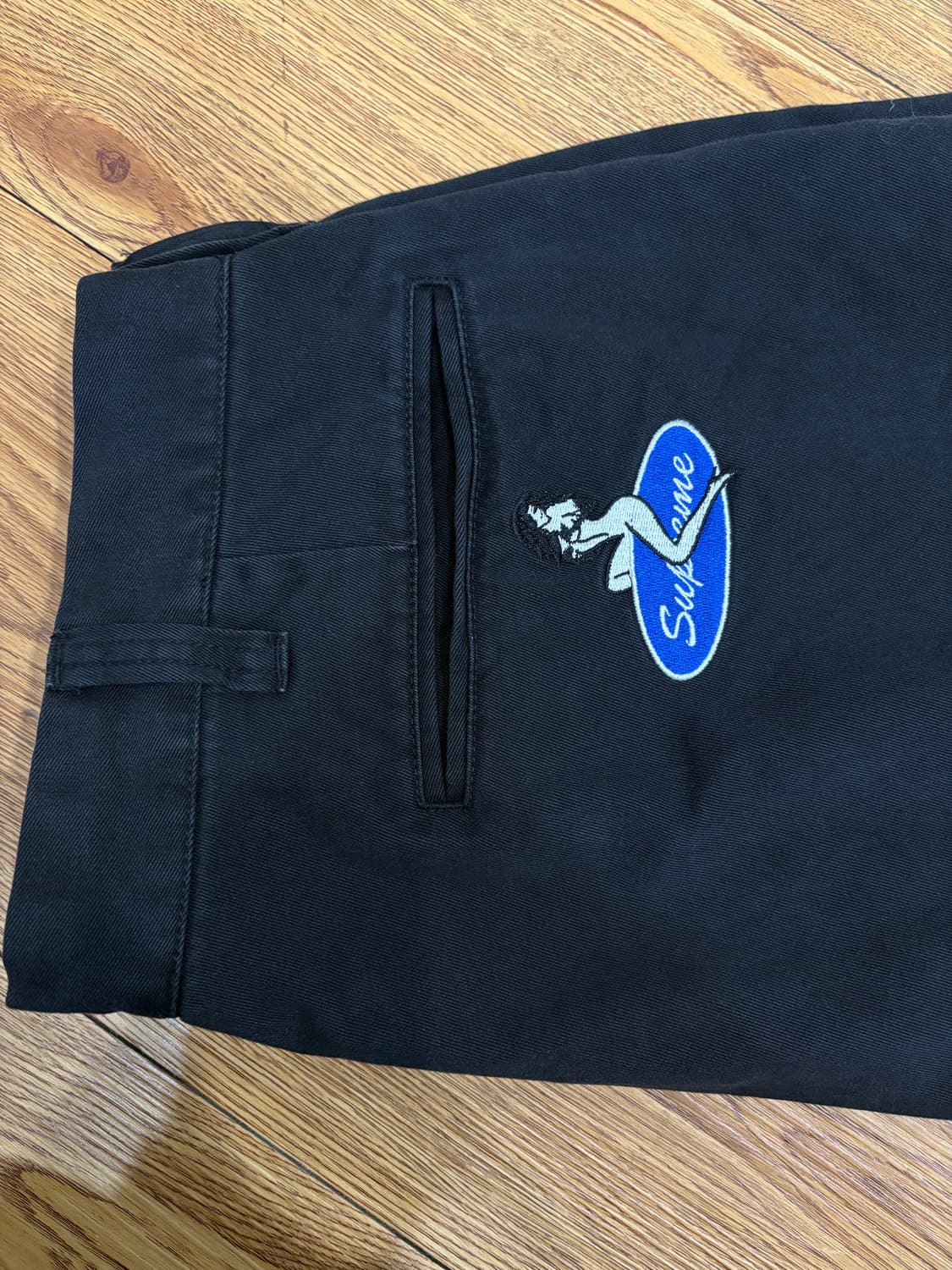 25fw 슈프림 핀업걸 치노팬츠 블랙 상품이미지4