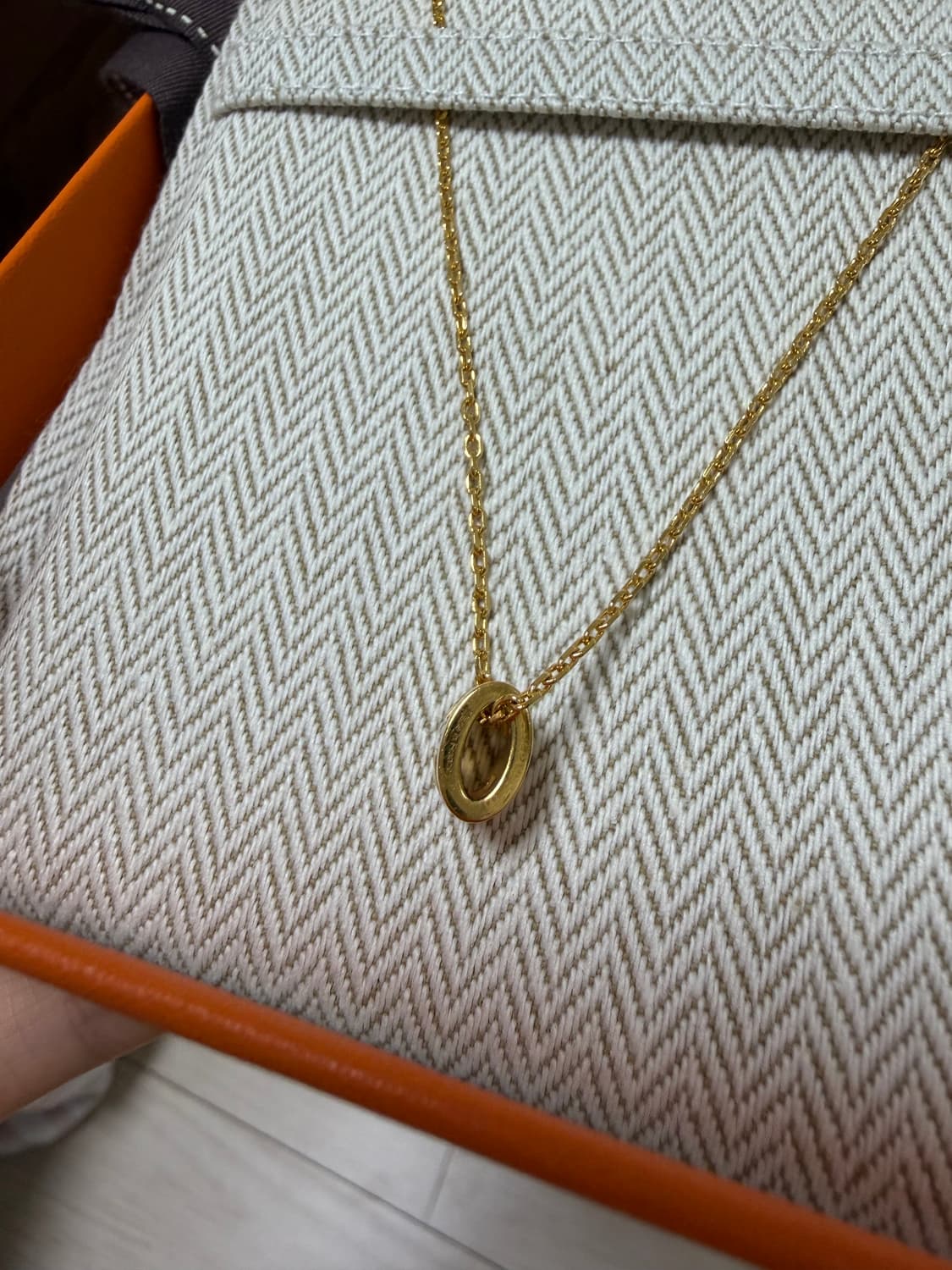 에르메스 미니 팝아슈 골드 판매합니다! 상품이미지3