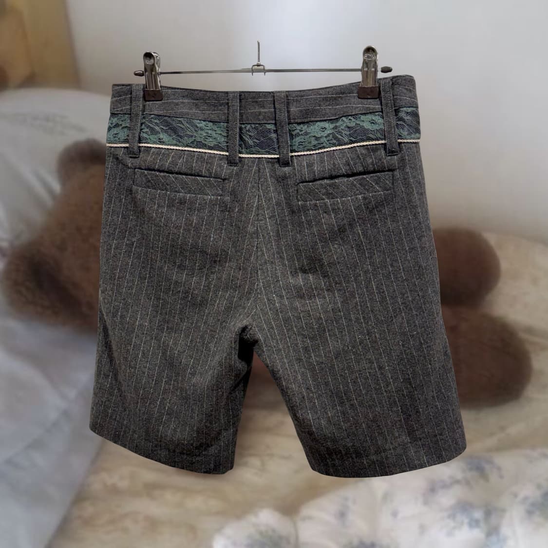 Axes femme 엑시즈팜 레이스 투버튼 울혼방 4부 팬츠 상품이미지2