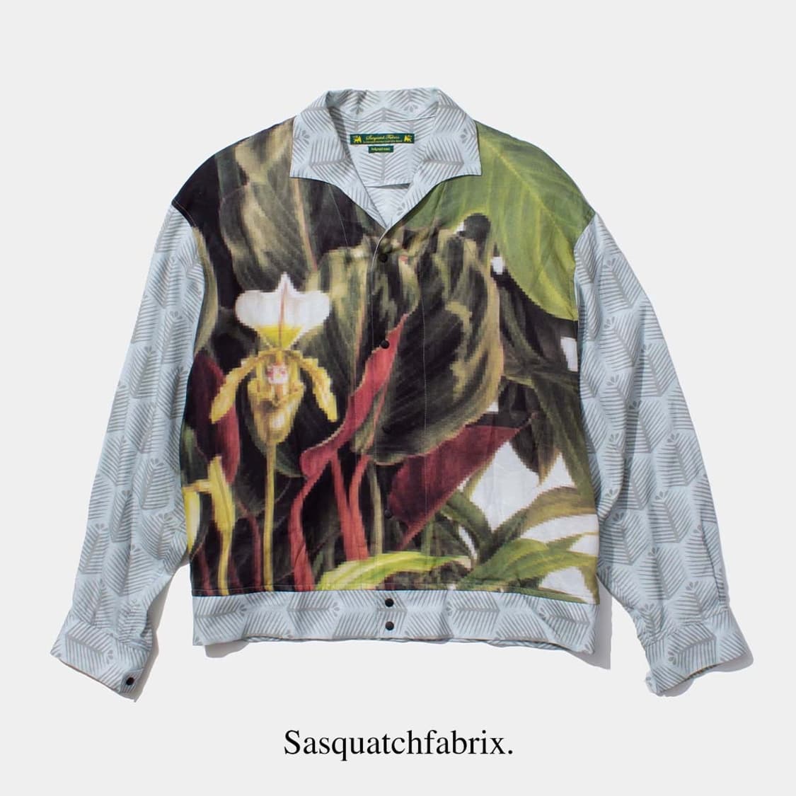 사스콰치패브릭스 모자이크 플라워 셔츠자켓 상품이미지1