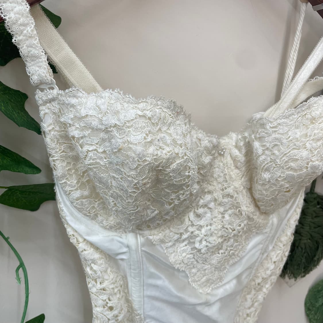 트라이엄프 인터네셔널 레이스 뷔스티에 코르셋 상품이미지2