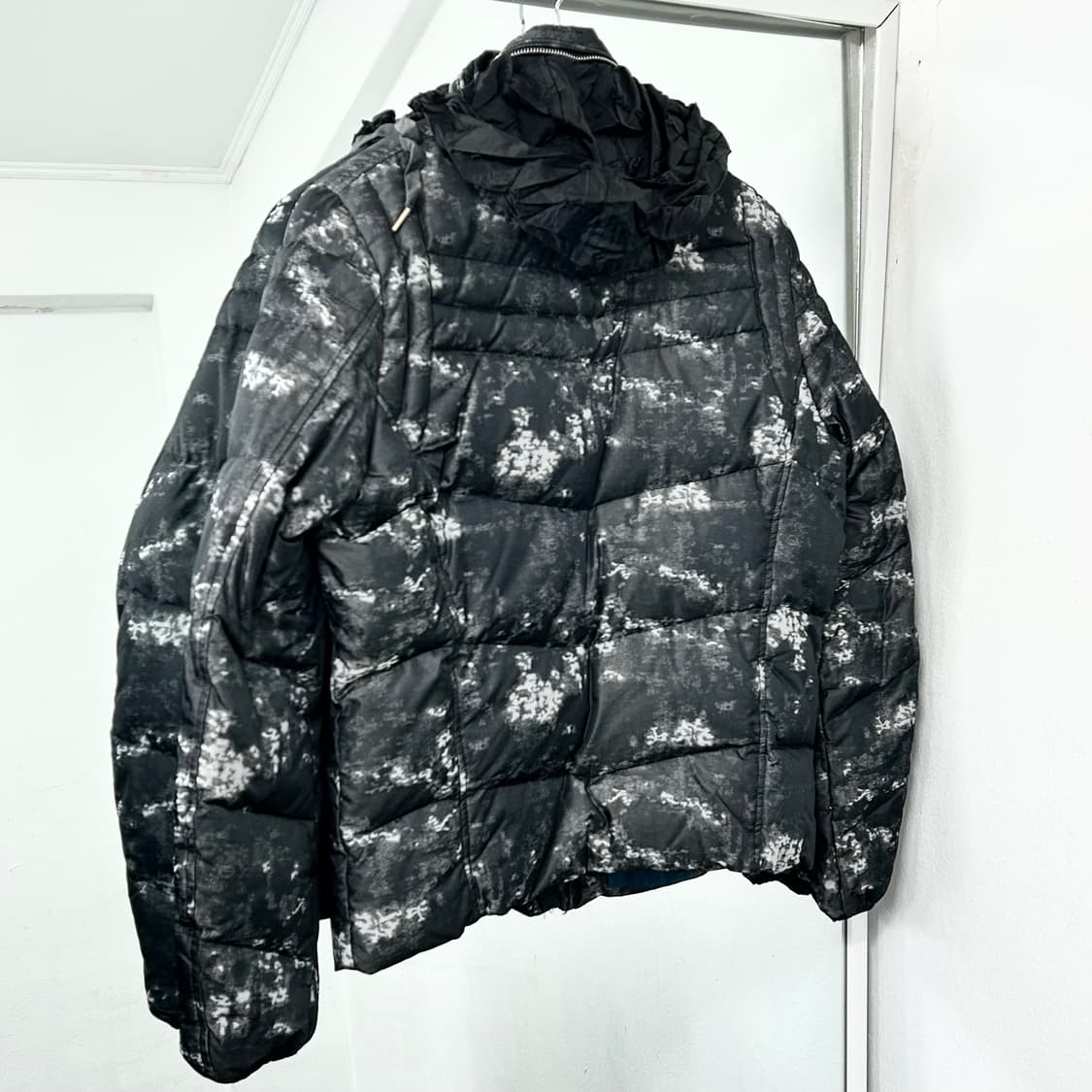 디젤 커틀래스 언밸런스 구스다운 패딩 상품이미지5