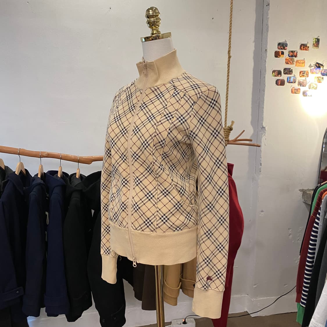 버버리 노바체크 집업 상품이미지7