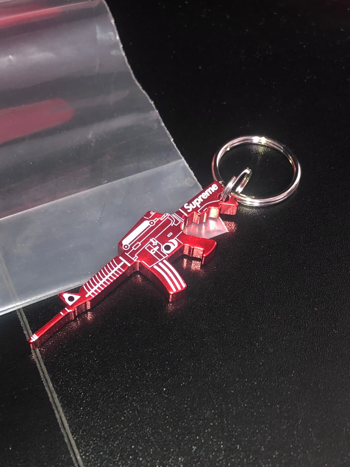 14FW 슈프림 m16 보틀 오프너 키체인 레드 상품이미지6