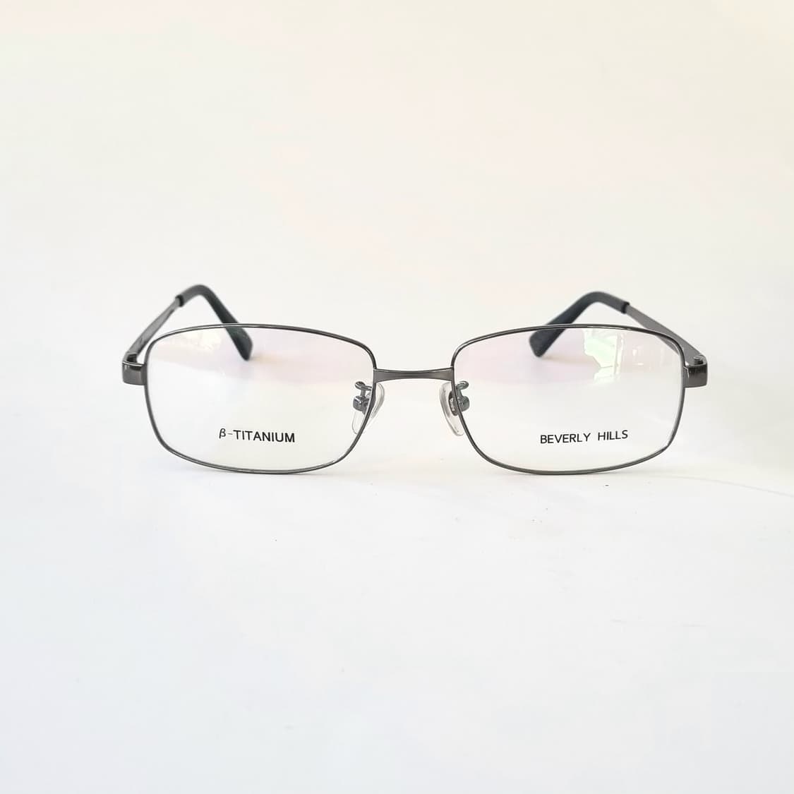 데드스탁 Beverly Hills 프리미엄 베타 티타늄 안경테 상품이미지1