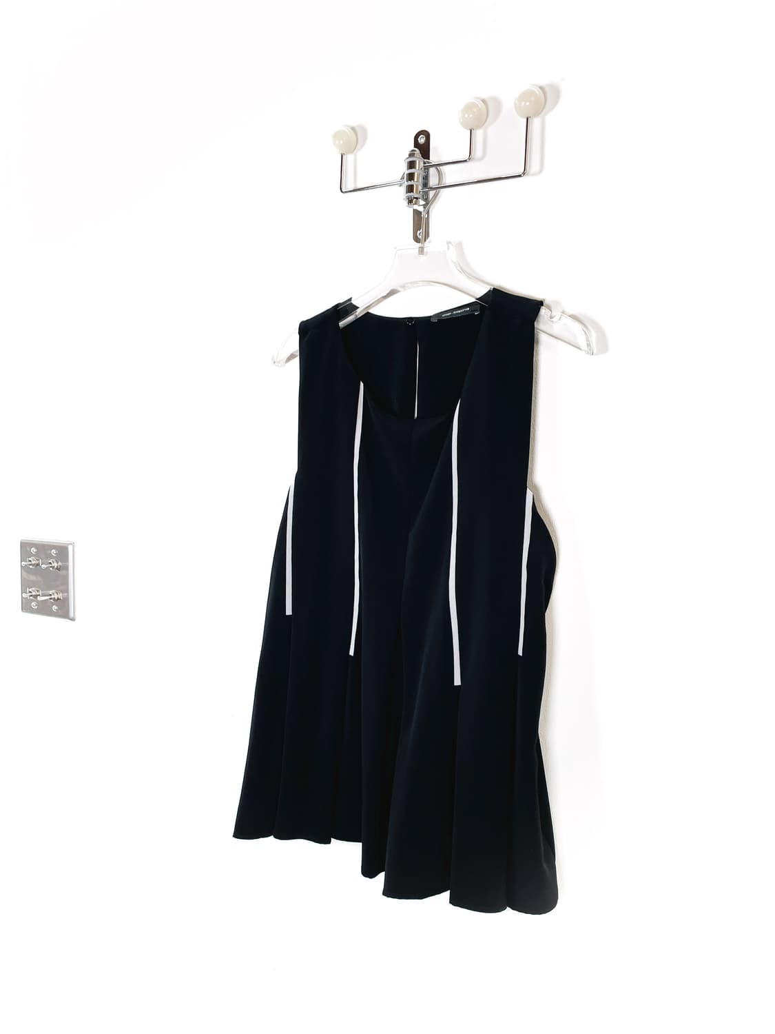 Cop.Copine 코코핀 핀턱 슬리브리스  상품이미지4