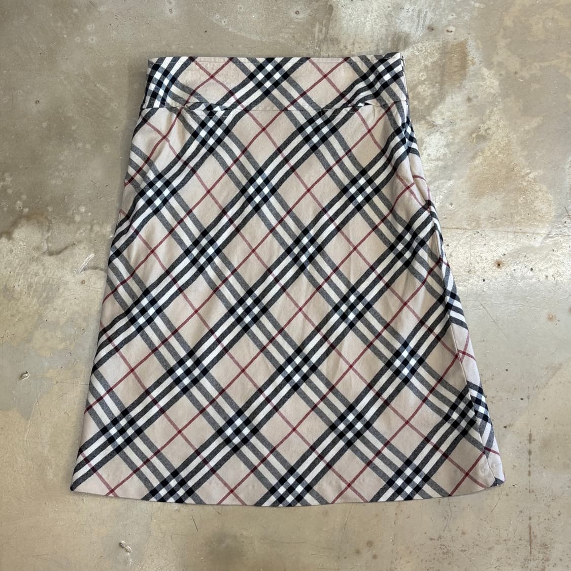 10 버버리 울 미디 스커트 상품이미지2
