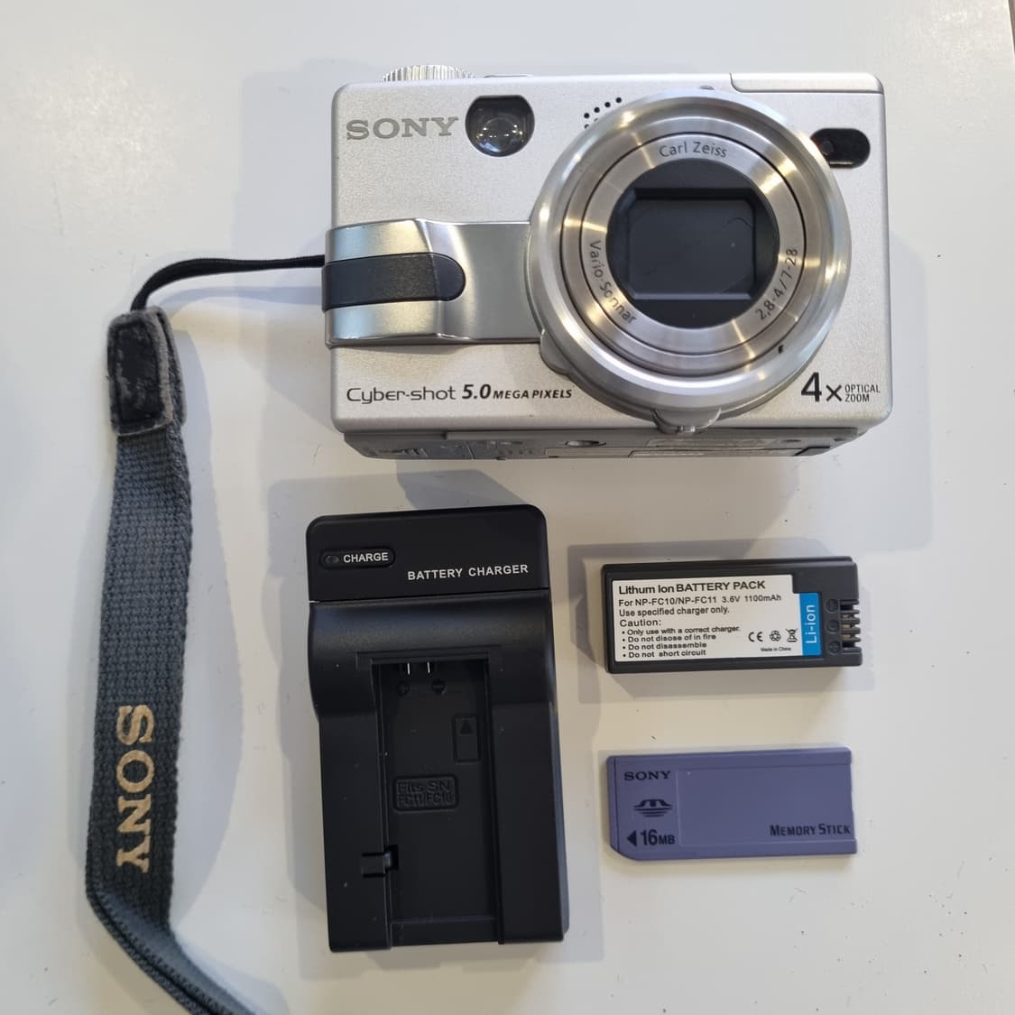 일본 소니 빈티지디카 이쁜색채감 모든작동완벽 바디A급 레트로카메라 상품이미지5