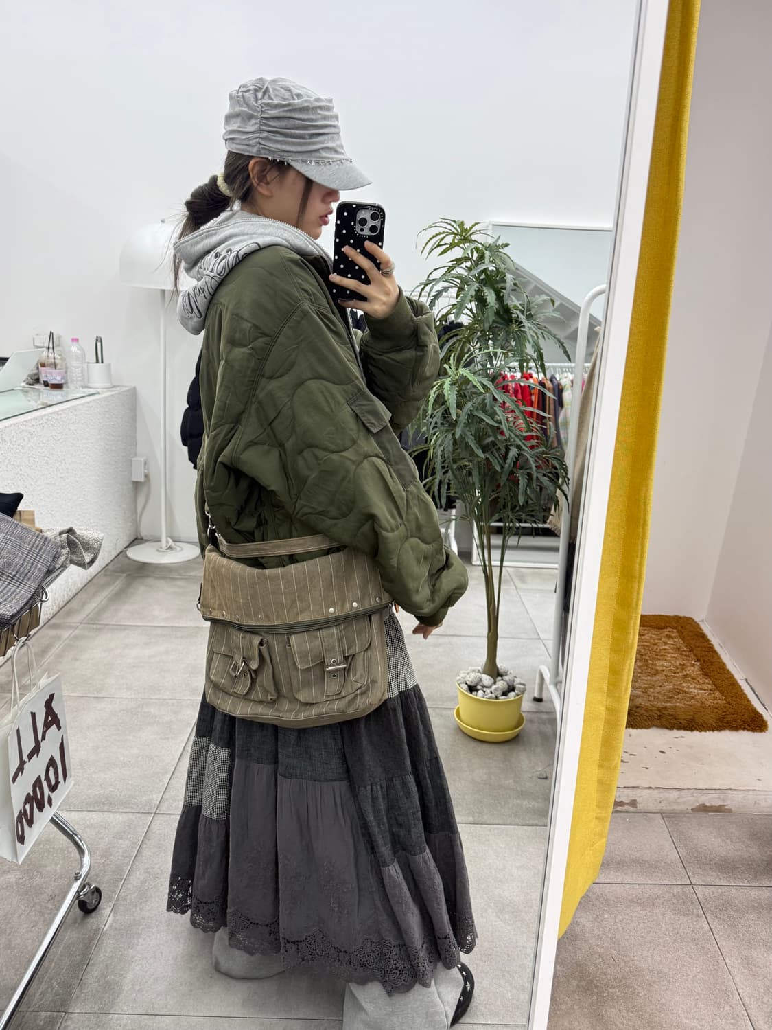 JPN 모카 스트라이프 스터드 포켓 벨트 모리걸 숄더백 크로스백 상품이미지1