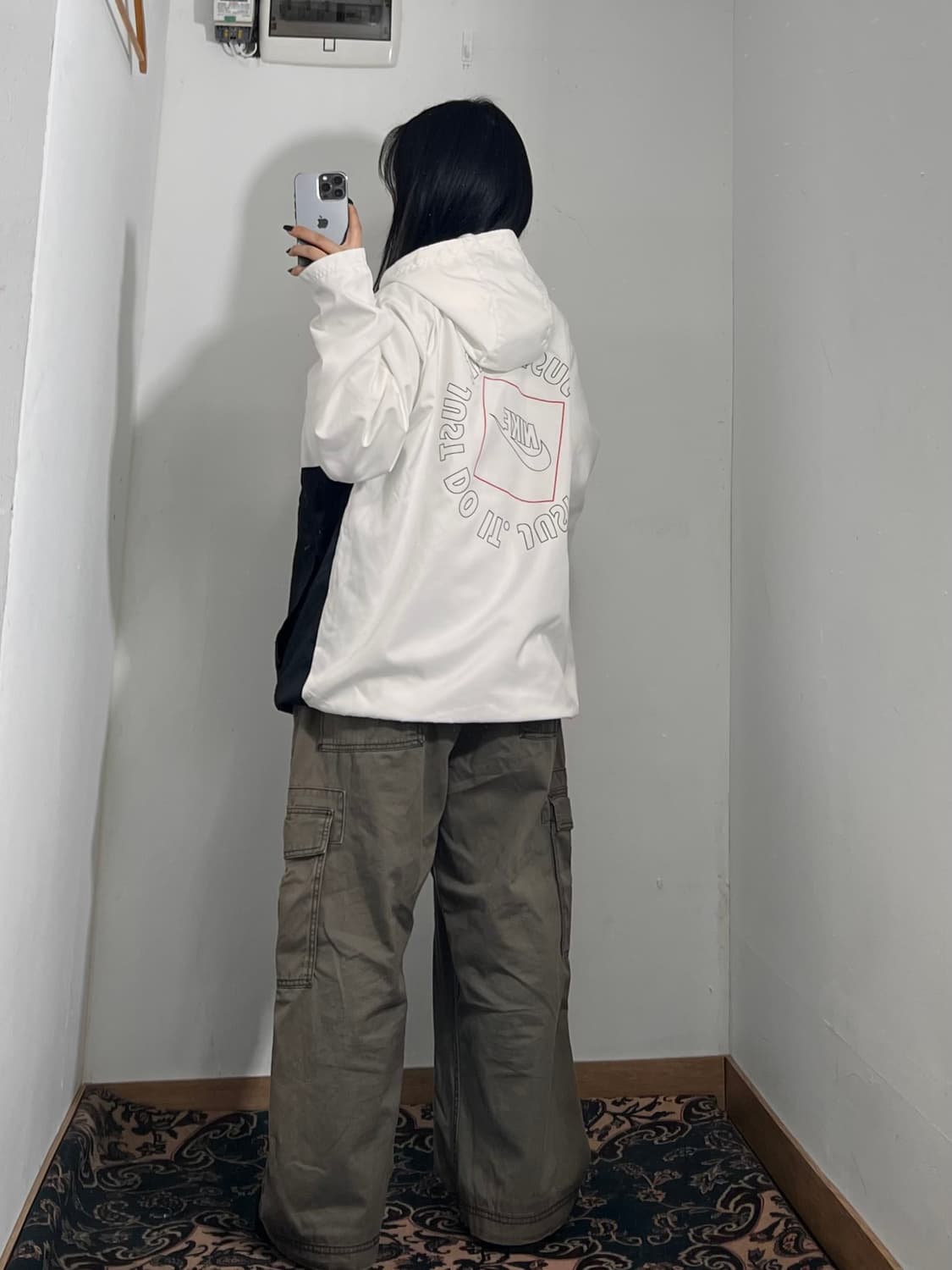 나이키 화이트 블랙 빅로고 아노락 바람막이 Xl  상품이미지4