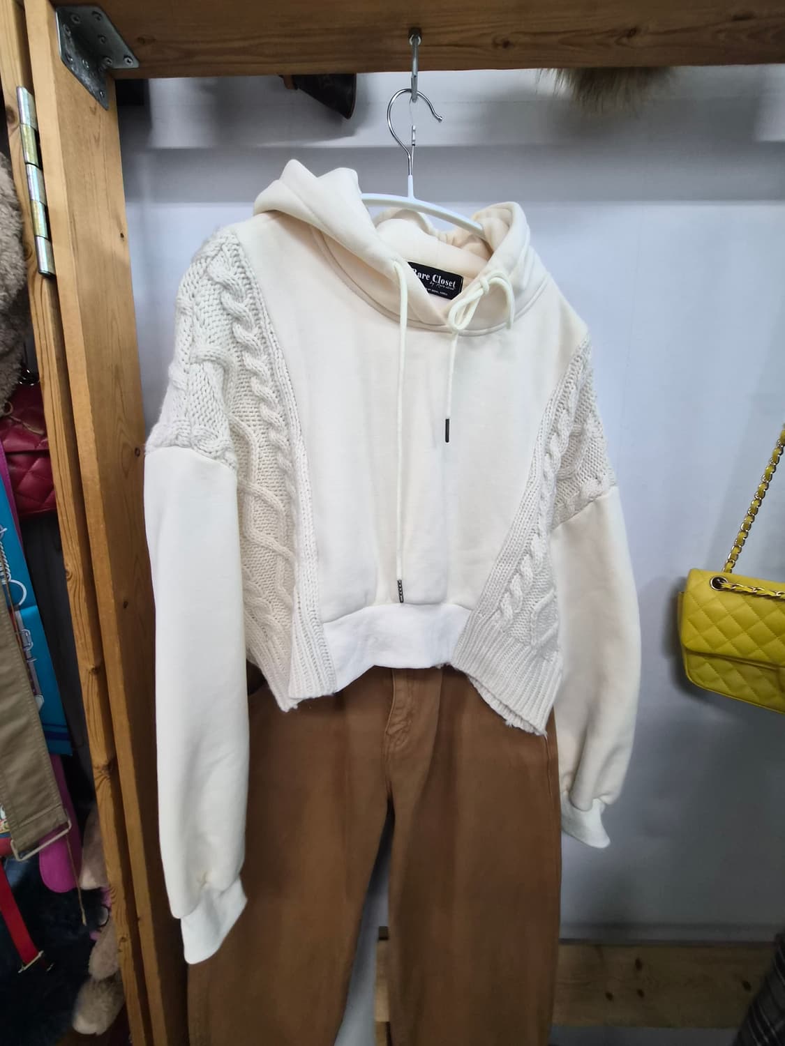 니트 케이블 후드. 자라 커브드 팬츠 상품이미지4