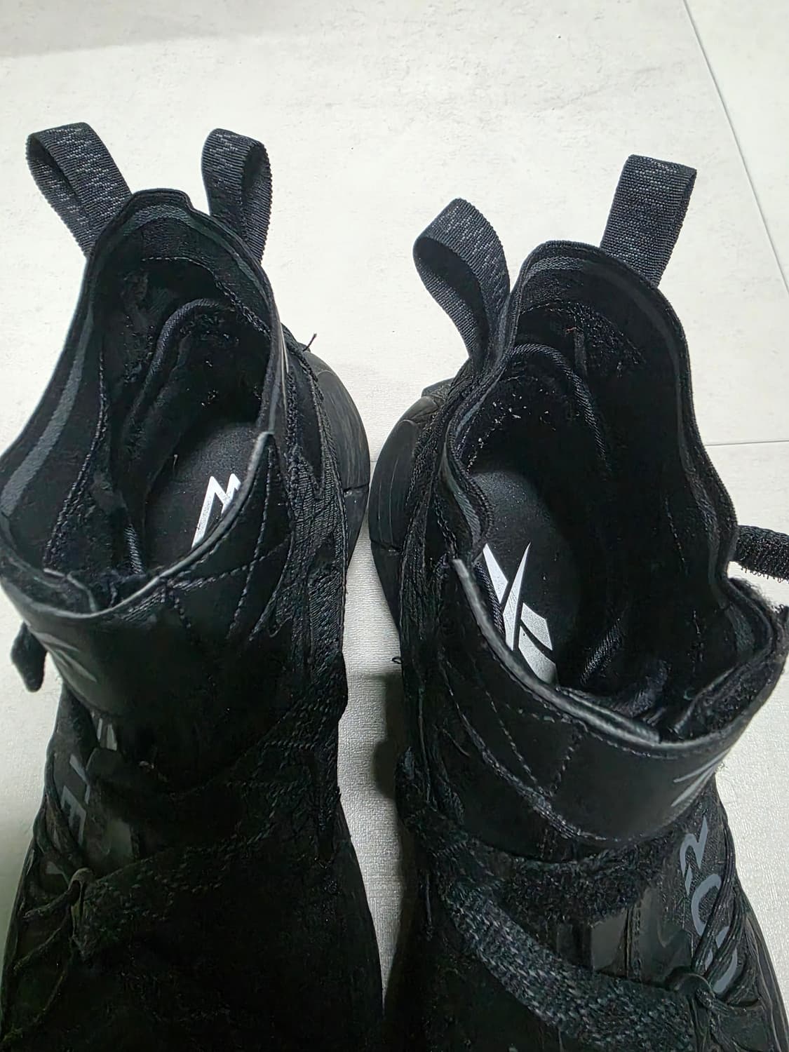 리복 직 키네티카 2 엣지 고어텍스 블랙 260 사이즈 상품이미지5