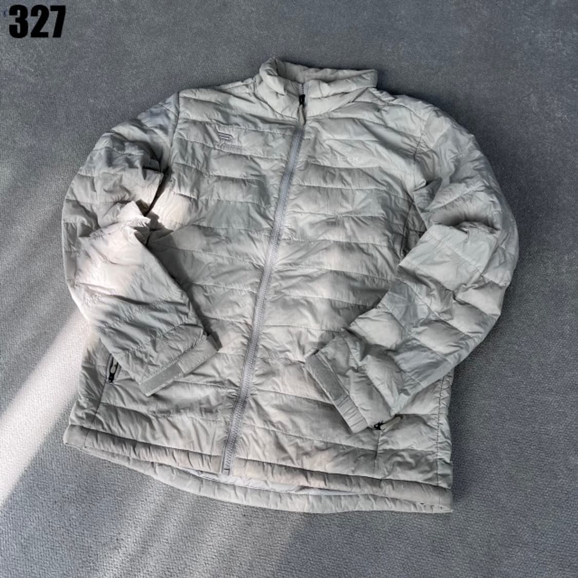 아이더 아이보리 경량패딩  상품이미지1