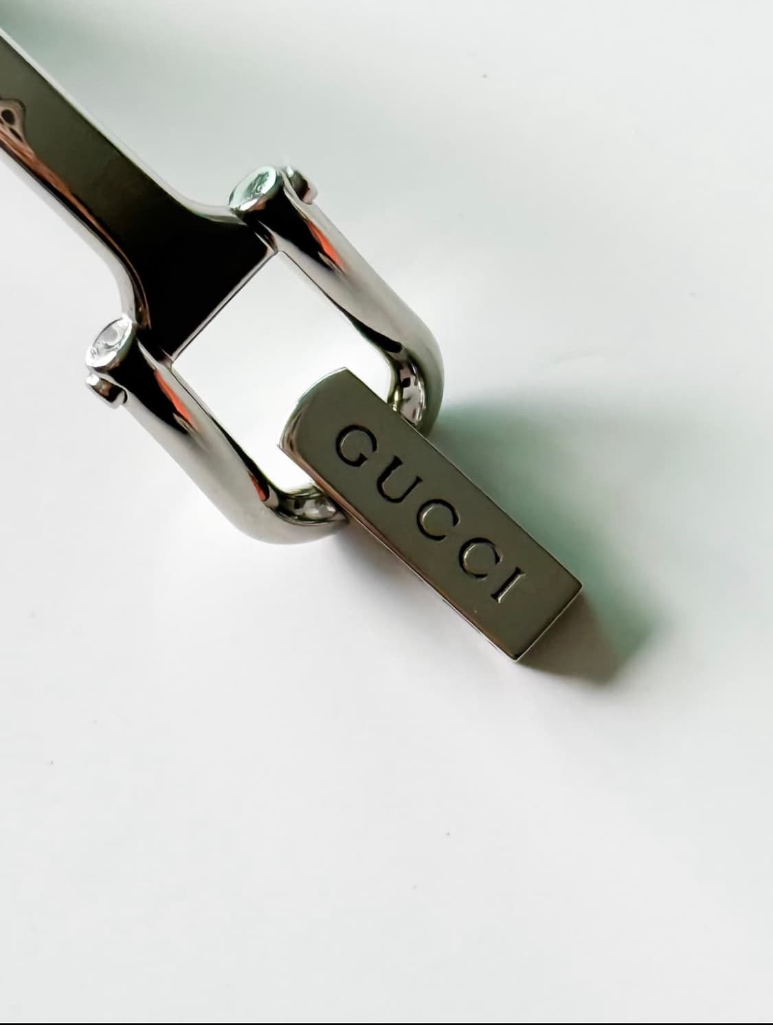 구찌 GG패턴 다이아 쉘 뱅글 시계 1500L 은장 여성 시계 상품이미지5