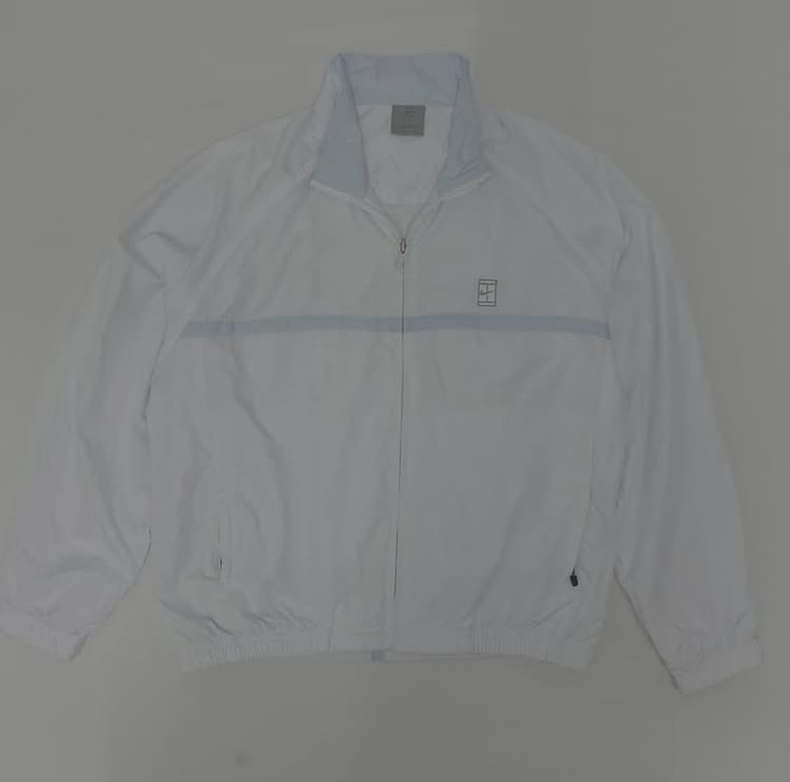 (매물없음)나이키 화이트 하늘 소라 바람막이 m 상품이미지2