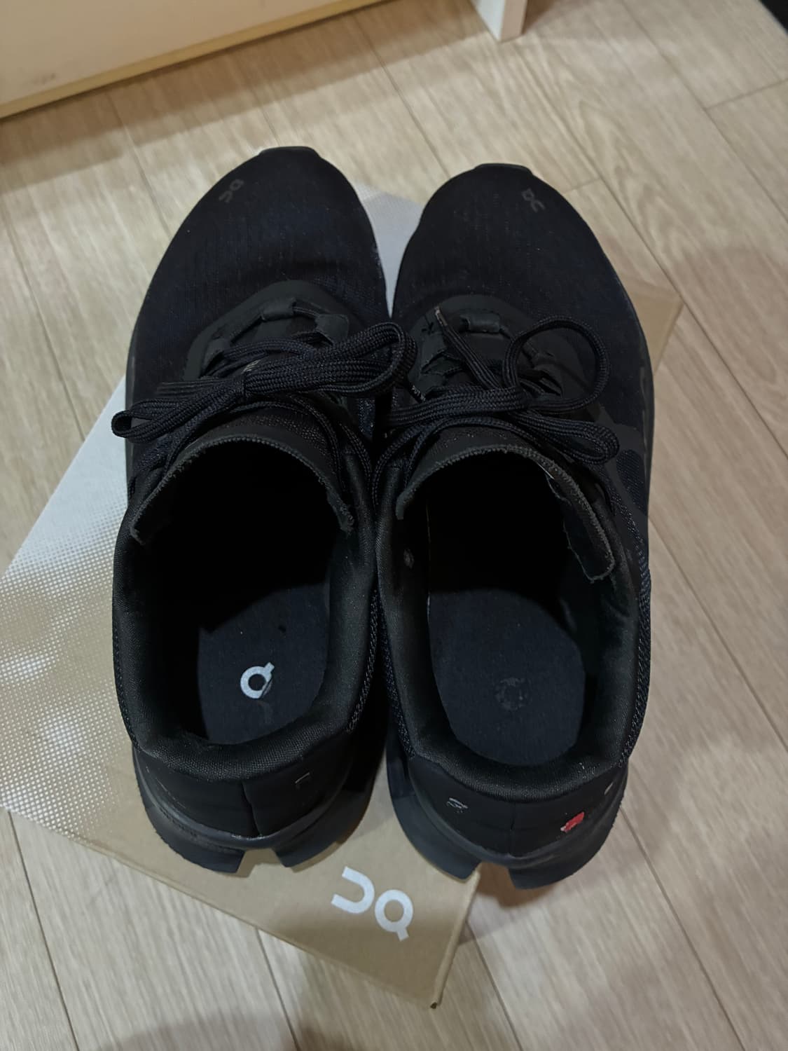 온러닝 클라우드몬스터1 올블랙 상품이미지4
