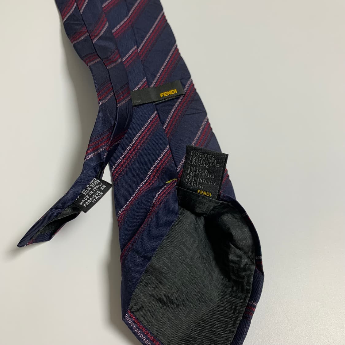 펜디(FENDI) 신형라벨 스트라이프 명품넥타이 로고플레이 A+등급 상품이미지7