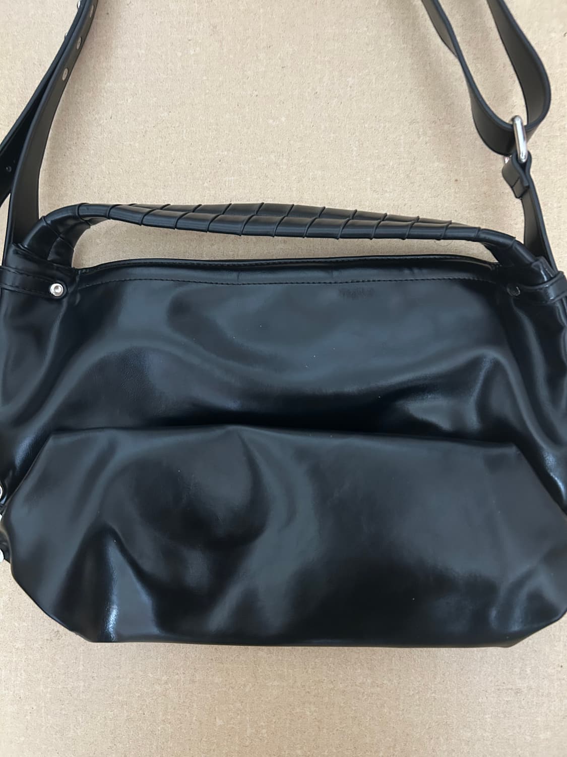 비비안웨스트우드 숄더백 블랙 상품이미지3