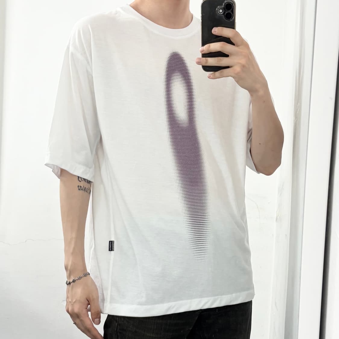 오클리 블러썬 로고 반팔 티셔츠 상품이미지3