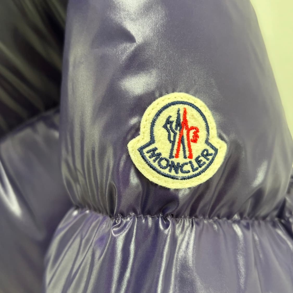 [4]몽클레어 배색 패딩점퍼 상품이미지2