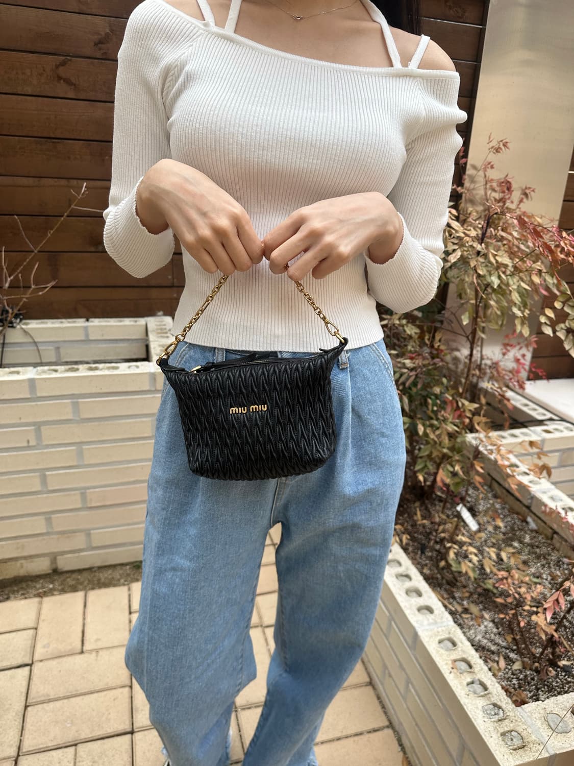 [정품] 미우미우 레더 스피릿 호보백 상품이미지7