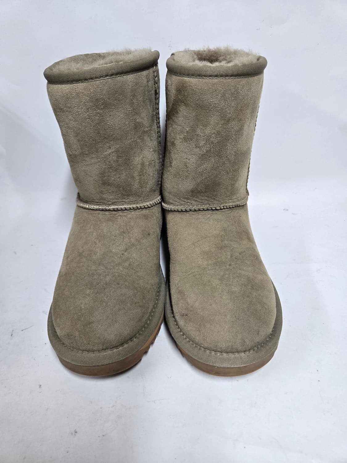 UGG 어그 부츠 숏 스웨이드 브라운220mm 상품이미지2