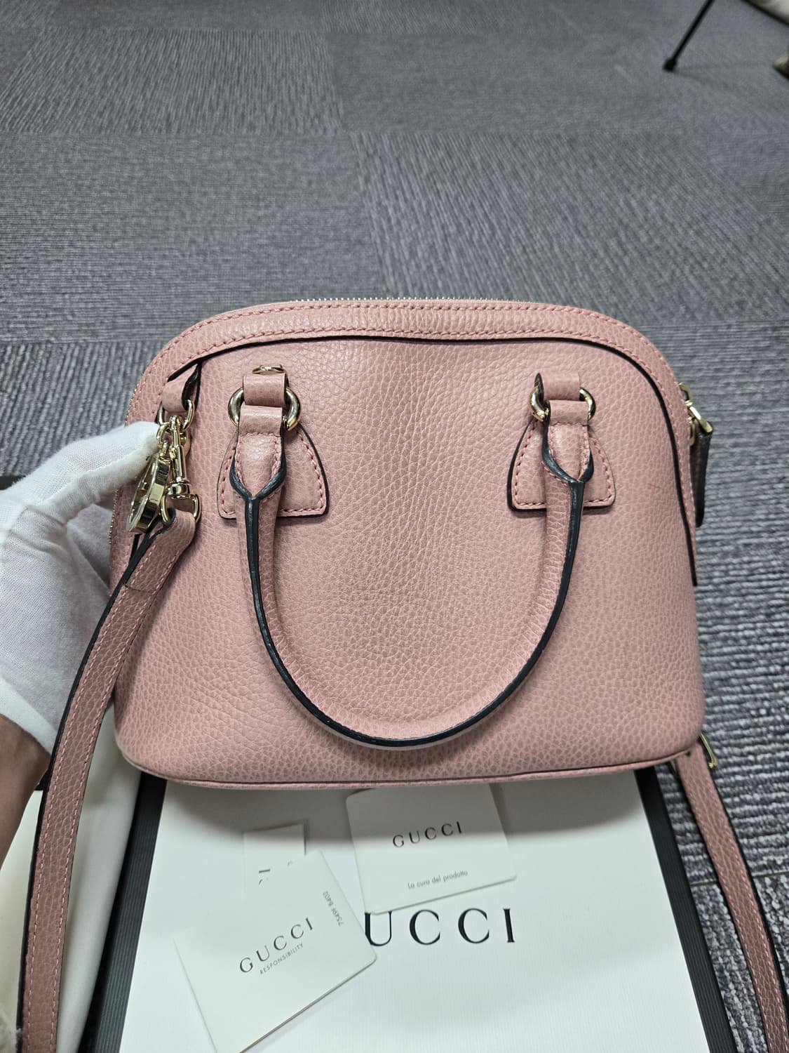 [특가][정품] 구찌 인터로킹 돔 크로스백 상품이미지2