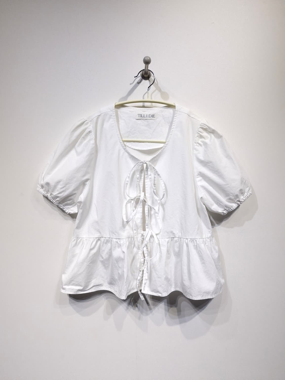 틸아이다이(TILLIDIE)프론트 리본 포인트 블라우스 상품이미지4