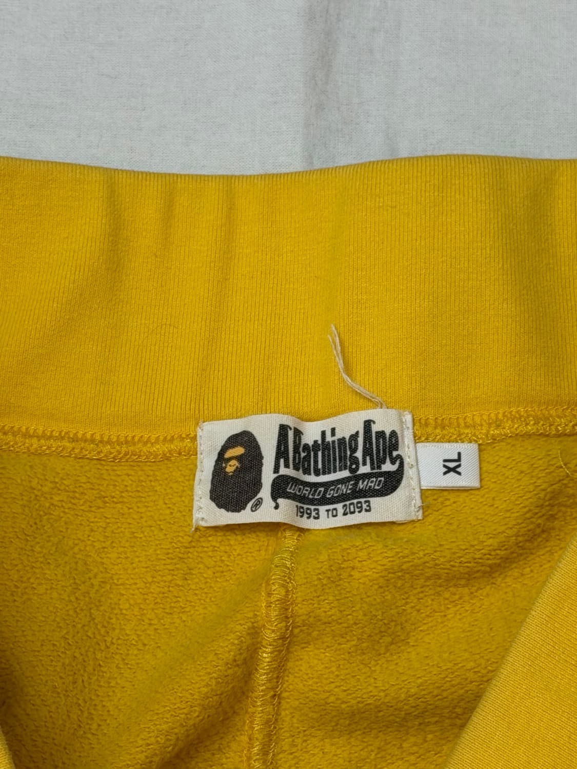 희귀컬러) 베이프 샤크 스웻팬츠 옐로우 상품이미지5