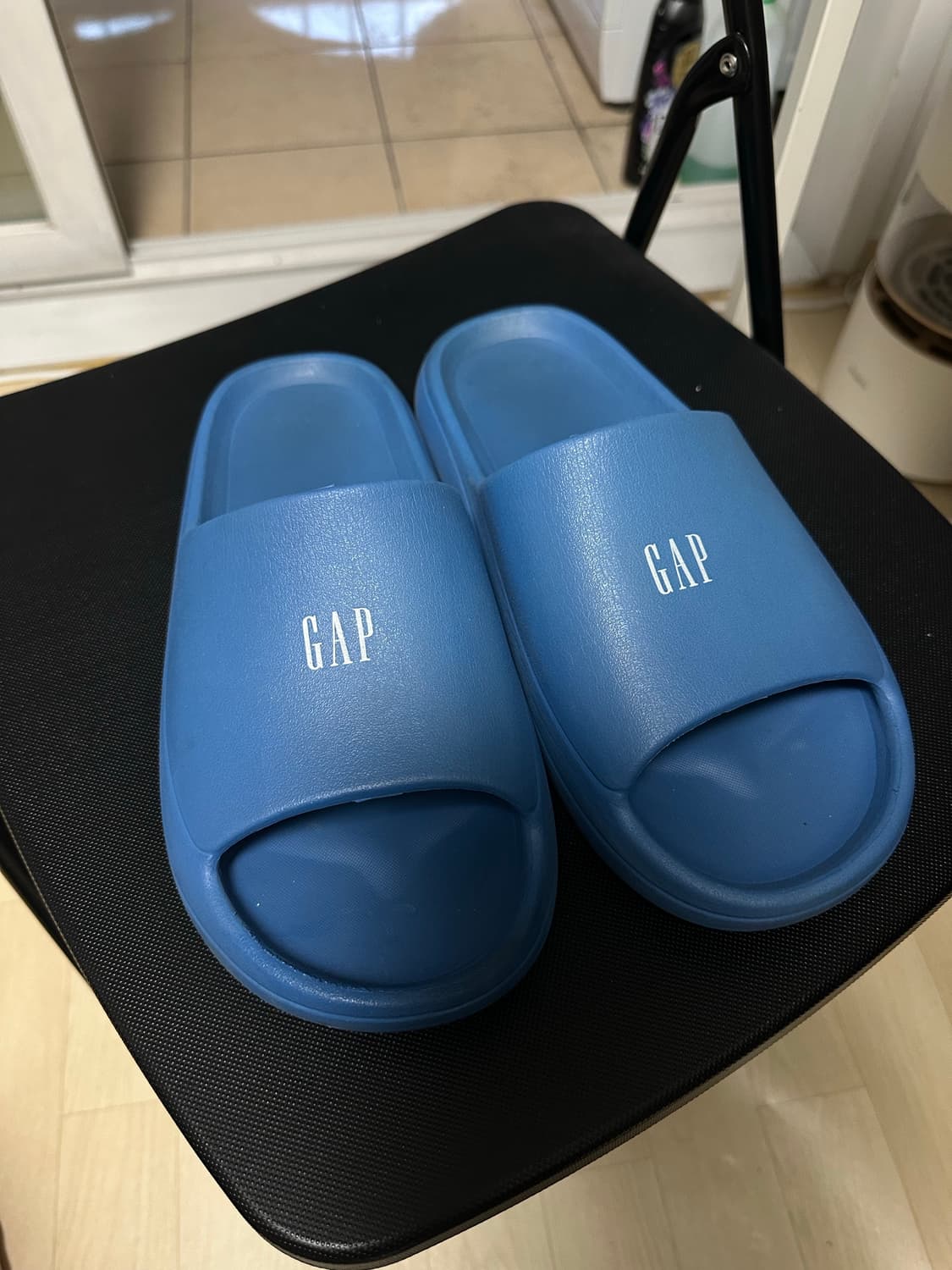 [280/블루] GAP 소프트 워킹 슬리퍼 상품이미지2