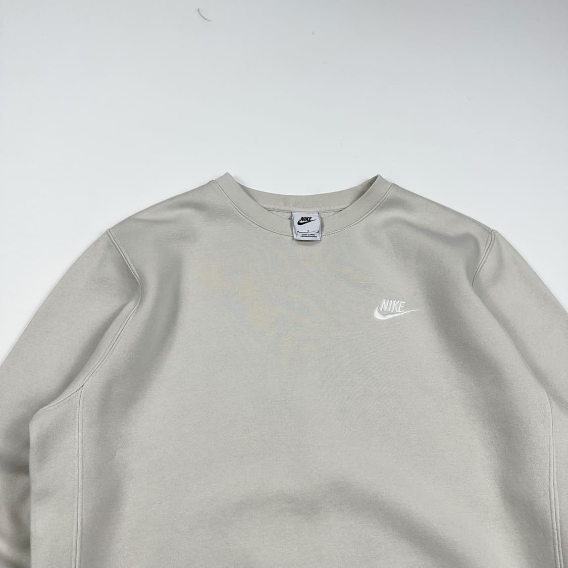나이키 퓨추라 오트밀 기모 맨투맨 (M) 상품이미지1