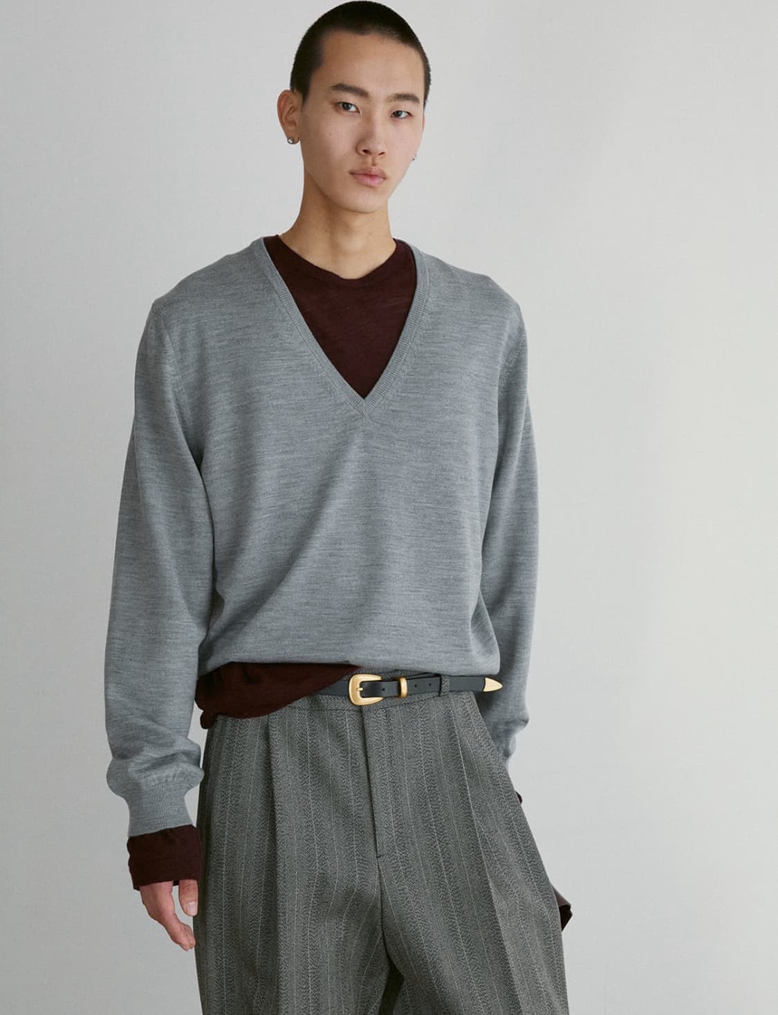 [새상품] 렉토 24FW 클래식 브이넥 니트 스웨터 그레이 상품이미지1