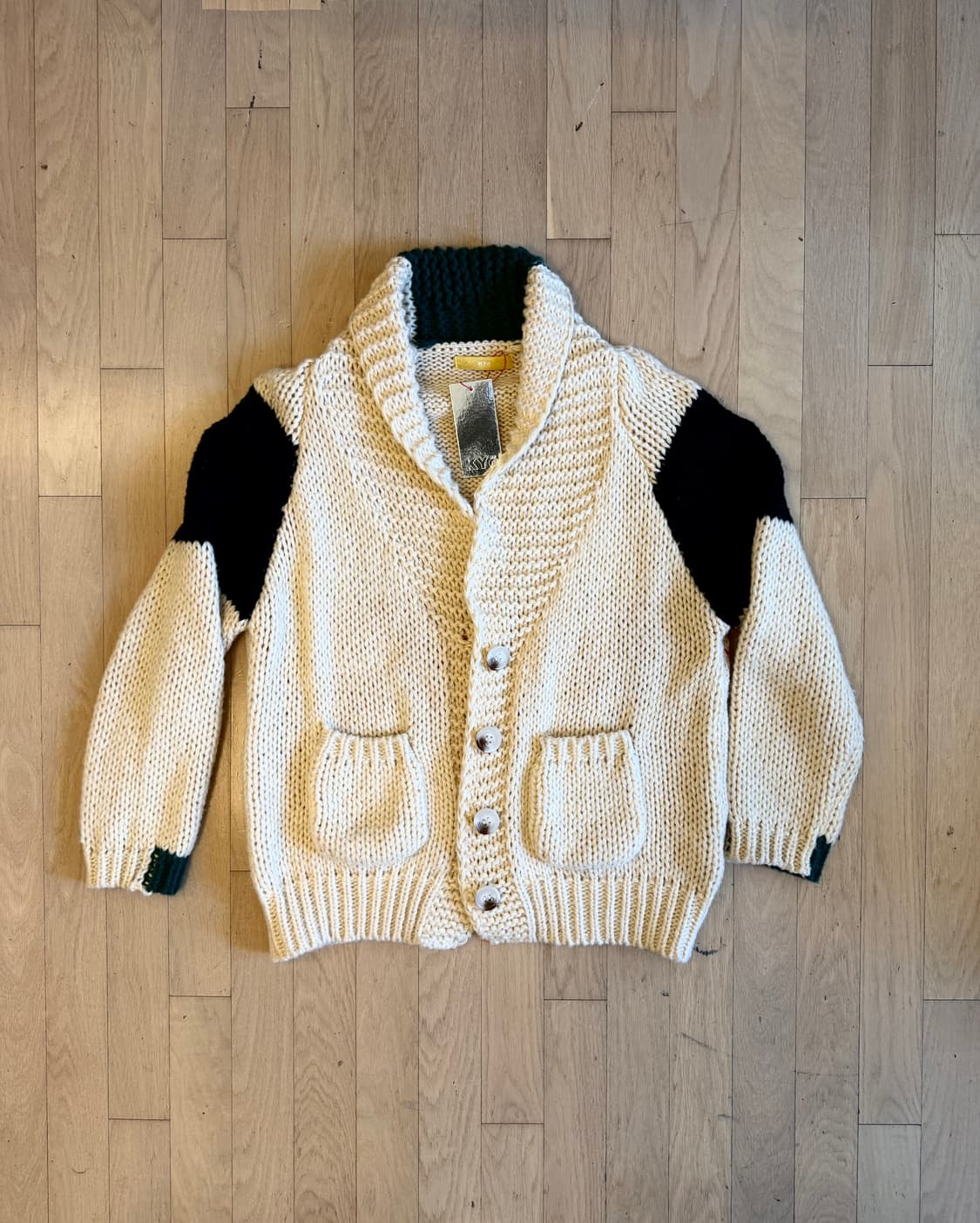 [새제품] KYO 더블 로고 니트 가디건 정가 18만원 상품이미지1