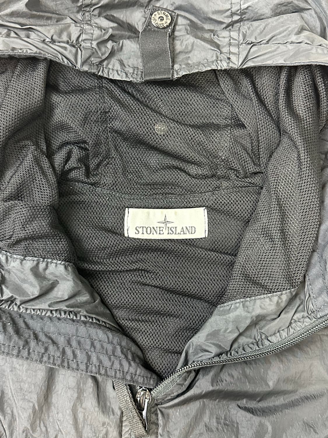 [XL] 백화점판 정품 스톤아일랜드 24SS 크링클랩스 R-NY 후드 상품이미지5