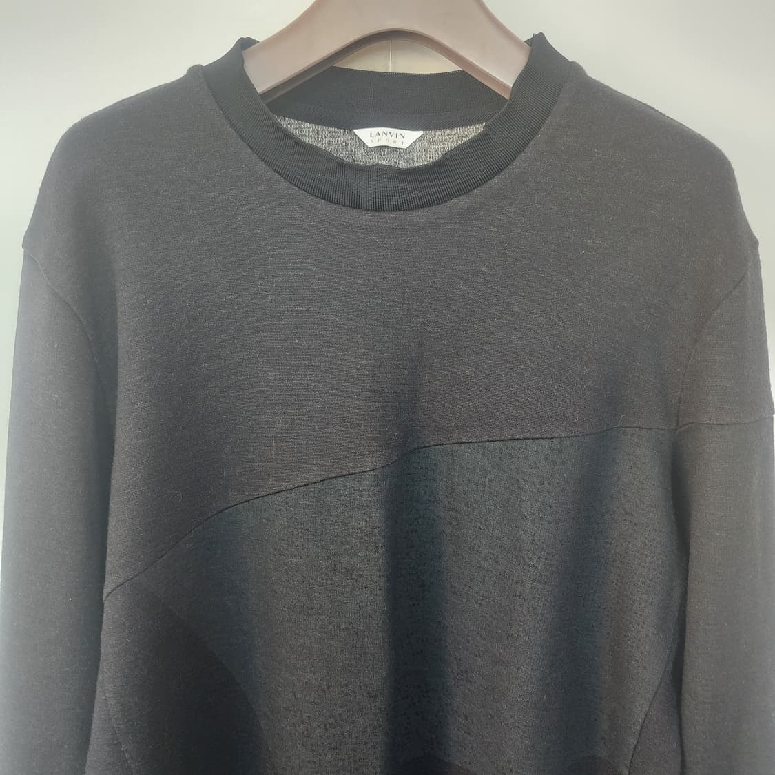 랑방스포츠 블랙 맨투맨 티셔츠 상품이미지2