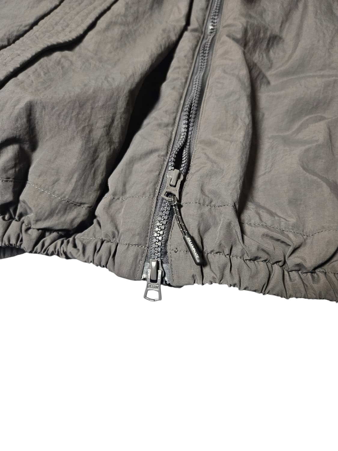 필루미네이트 숏 몬스터 파카 차콜 L 상품이미지3