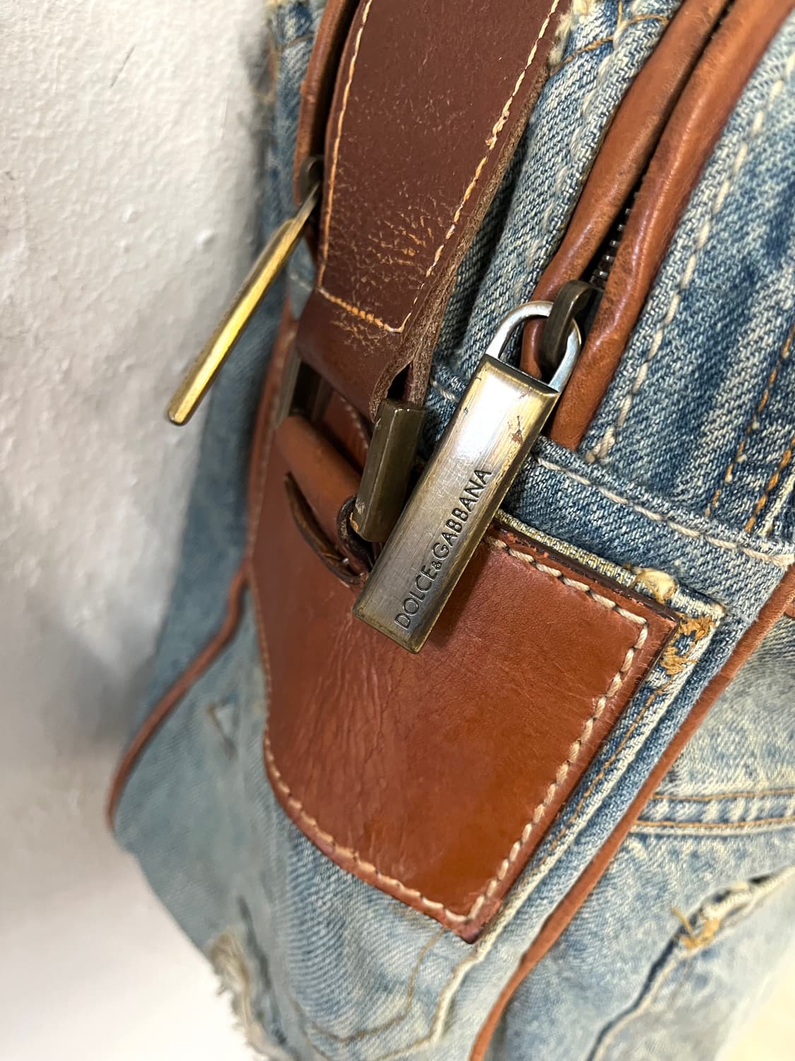 돌체앤가바나 98FW 아카이브 데님 패치백 상품이미지3