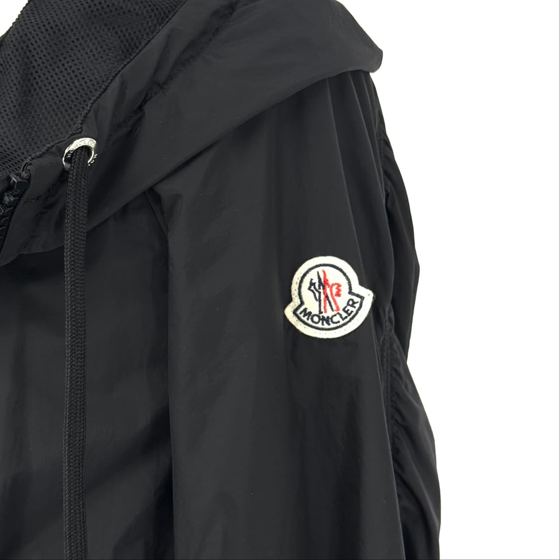 [1사이즈] 몽클레어 ORTIE 여성 후드 바람막이 자켓 블랙 상품이미지6