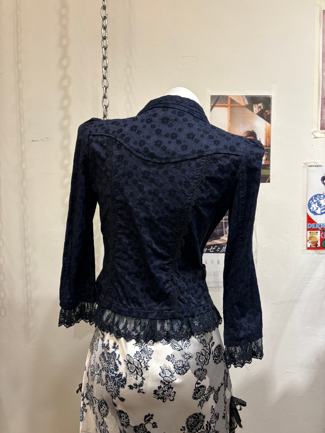 오리엔탈 플라워 자수 레이스 절개 디테일 네이비 자켓 상품이미지2