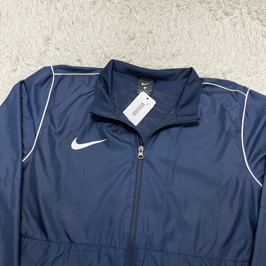 Nike navy windbreaker 상품이미지5