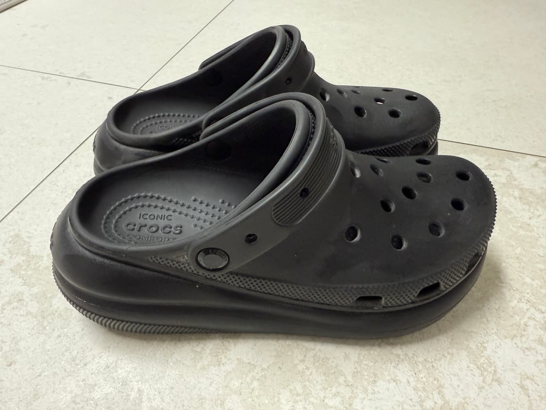 크록스 크러쉬 클러그 (1번 착용) 상품이미지4