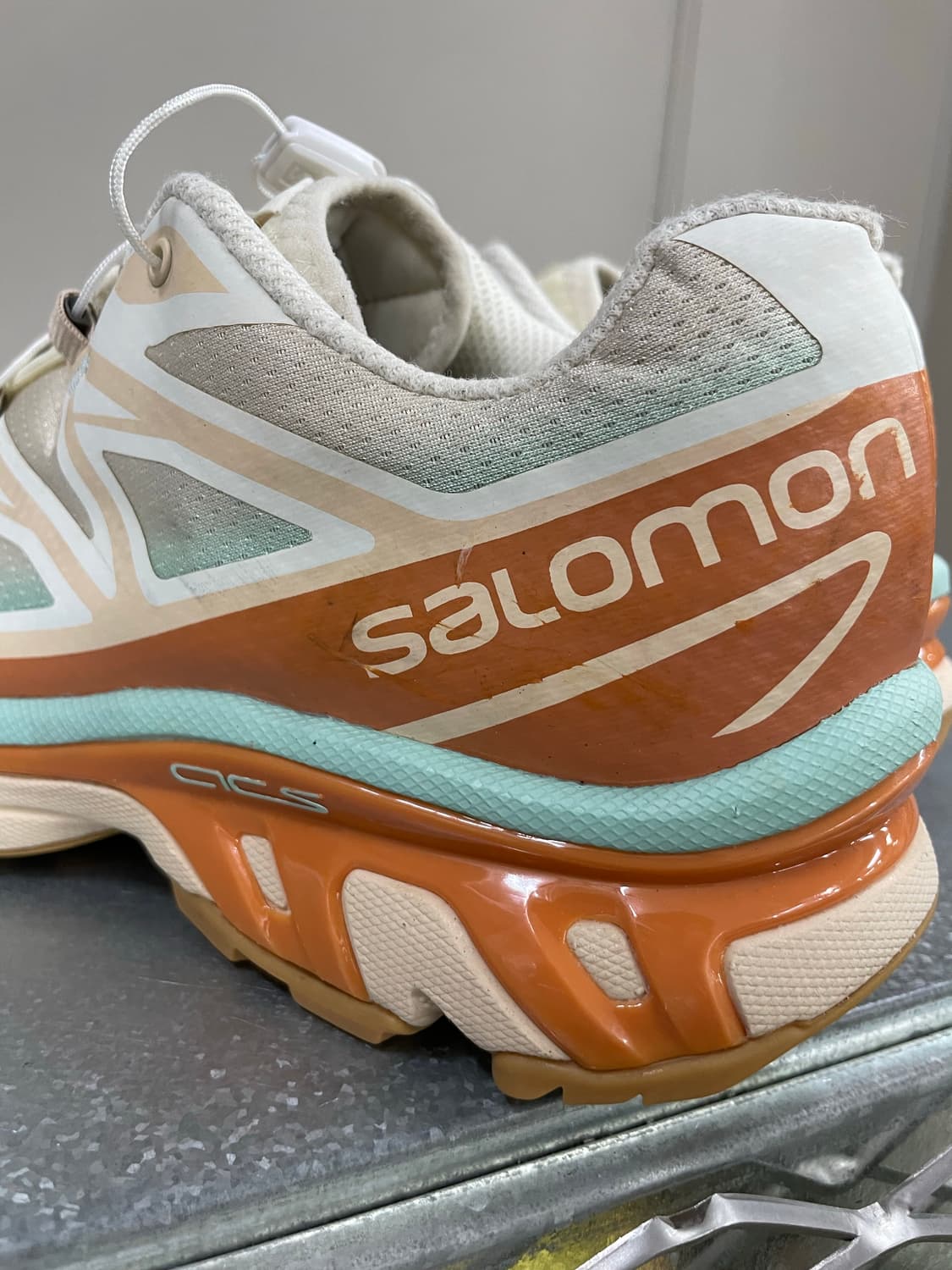 살로몬 XT-6 바닐라 아이스 썬 베이크드 270 상품이미지10