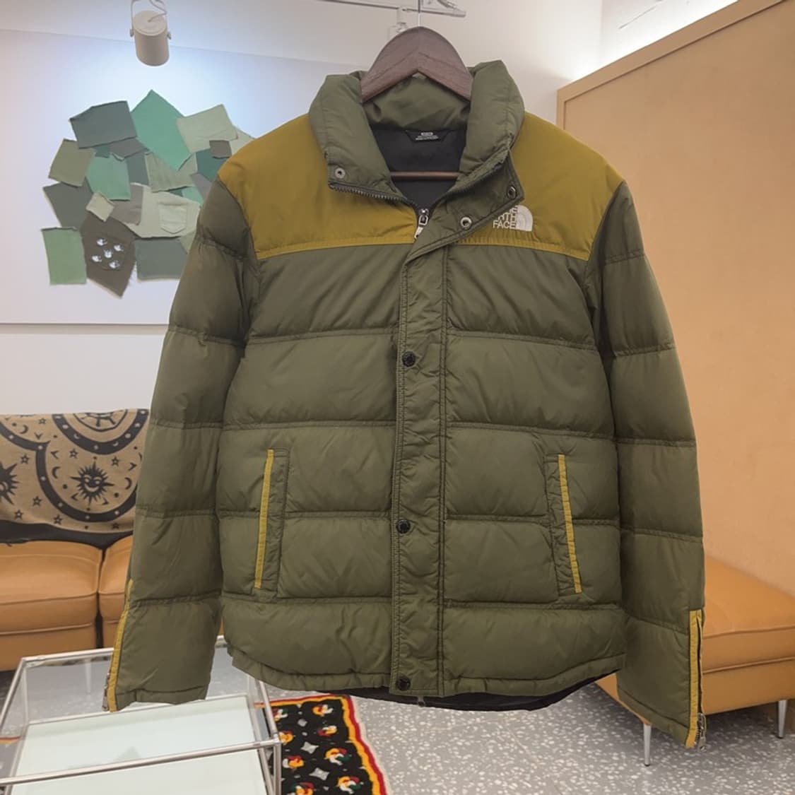 노스페이스 레트로 빈티지 말차카키 엘보패치 패딩 100 C07726 상품이미지3