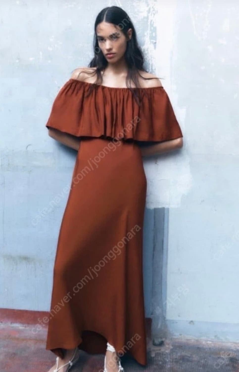 Zara 오프숄드 린넨 롱원피스 상품이미지4