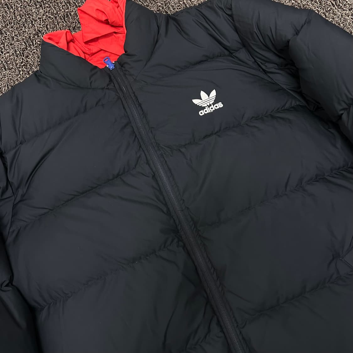 아디다스 덕다운 양면 패딩 블랙 110(2XL) 상품이미지2