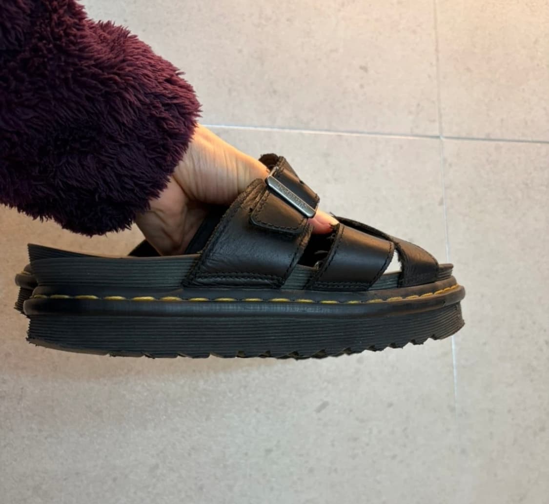 닥터마틴 슬리퍼 상품이미지2