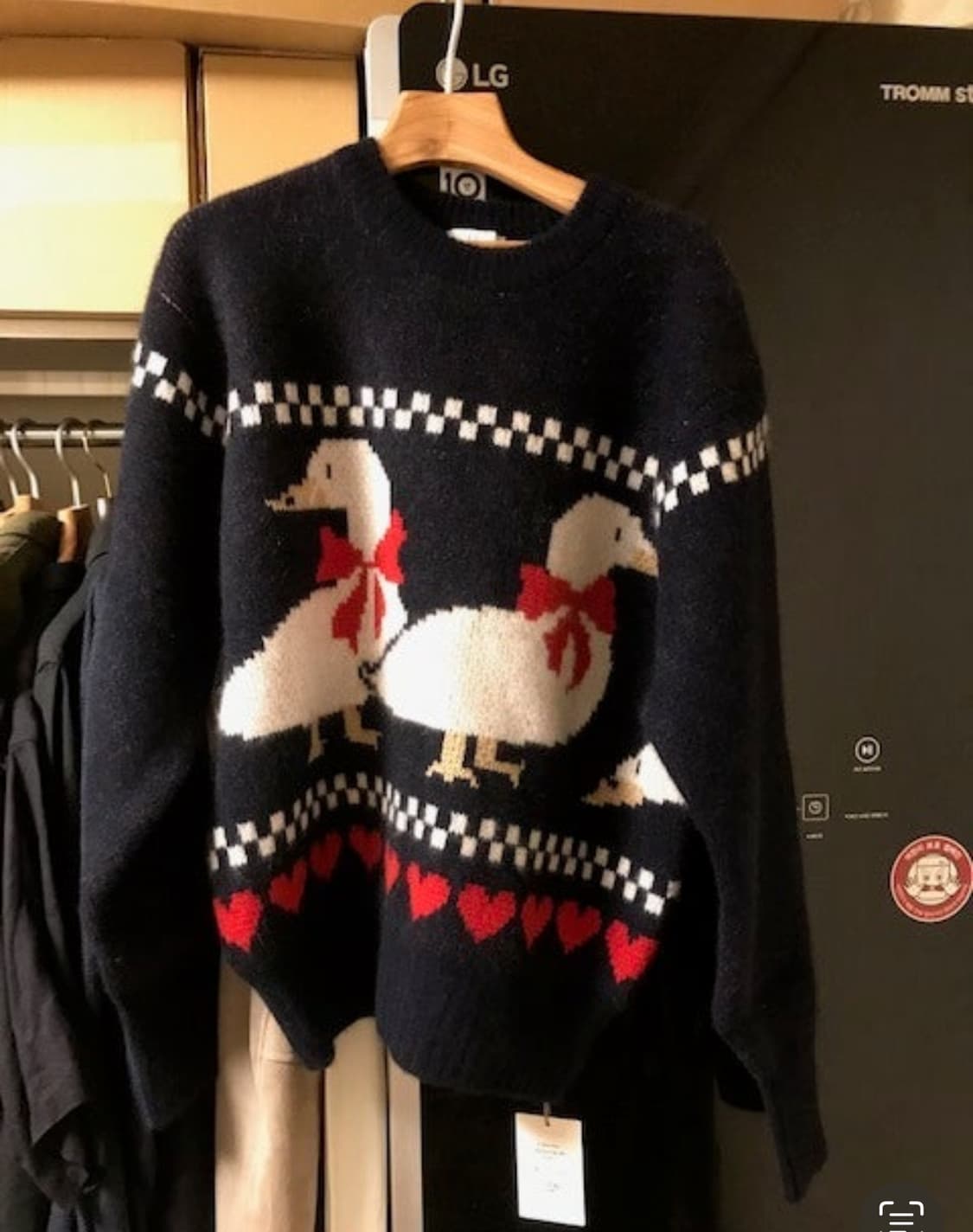 herill 헤릴 캐시미어 아휘루 니트 상품이미지1