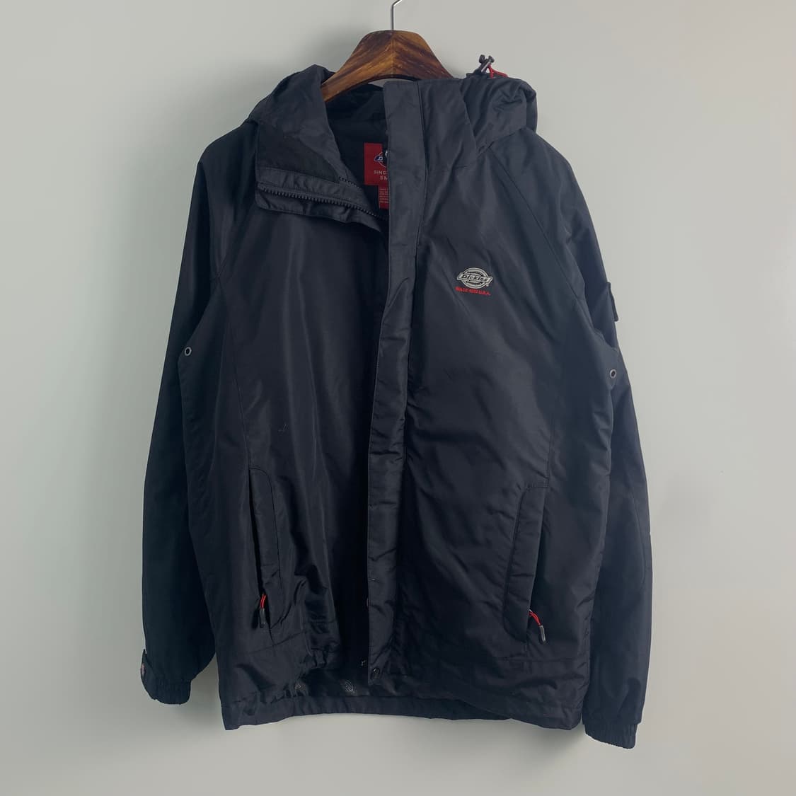 디키즈 자수로고 블랙 바람막이 자켓 상품이미지2