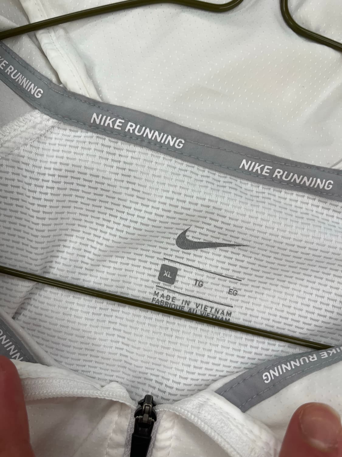 정품 나이키 러닝 바람막이 xl(105) 상품이미지4