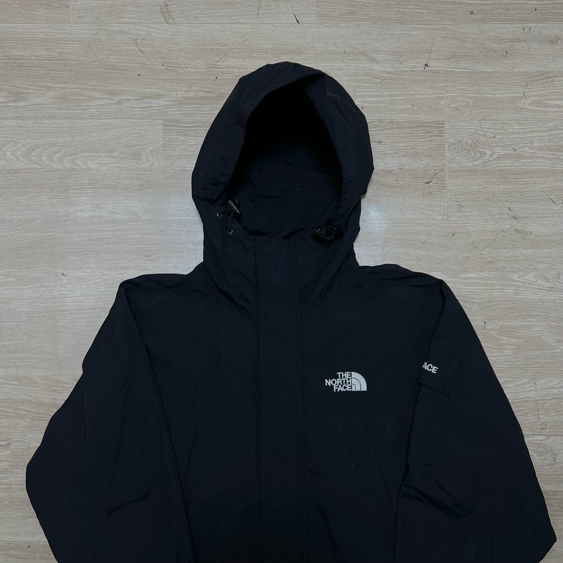 노스페이스 여성 초판본 기능성 바람막이 후드자켓 [블랙] S/90 상품이미지2